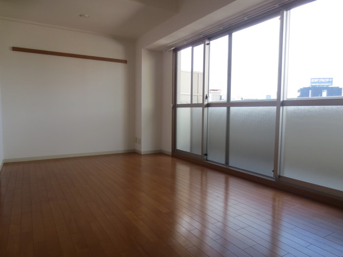 居室 ウィスタリア京橋