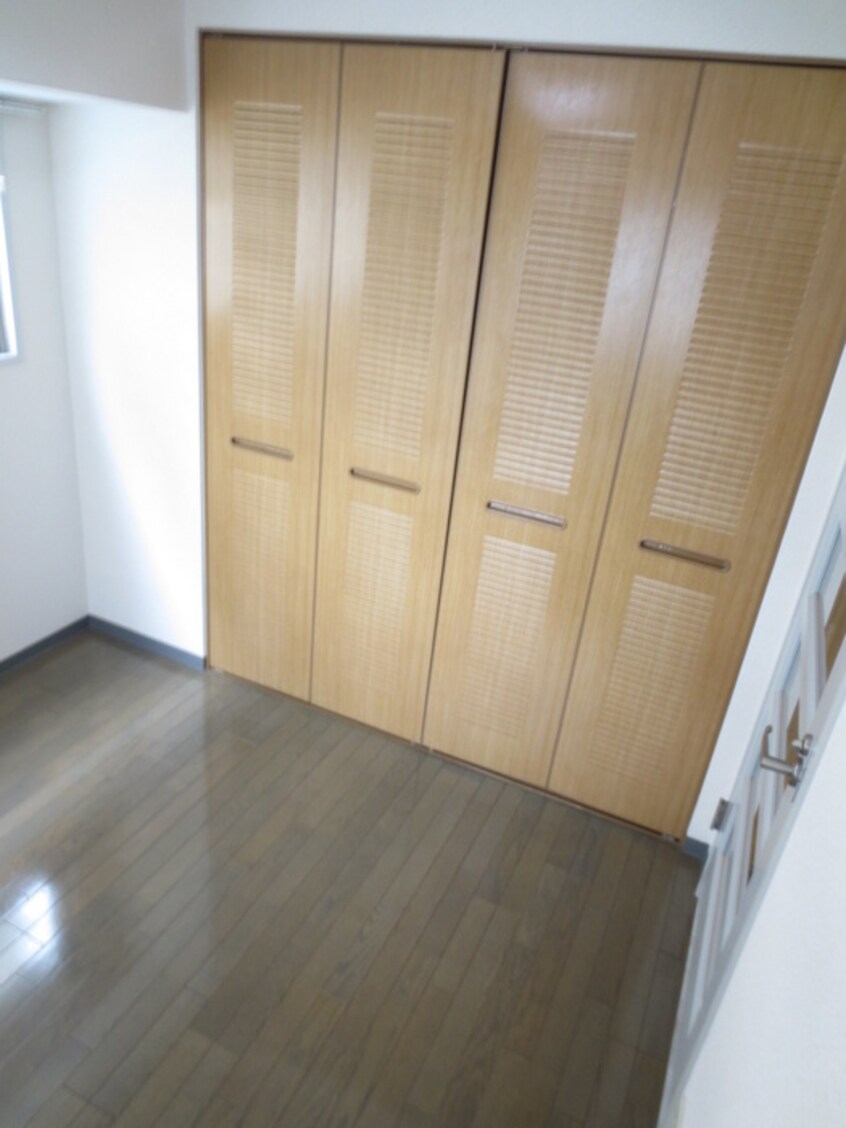 居室 メイウール木川中里Ａ