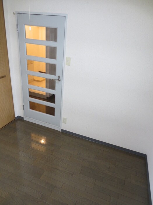 居室 メイウール木川中里Ａ