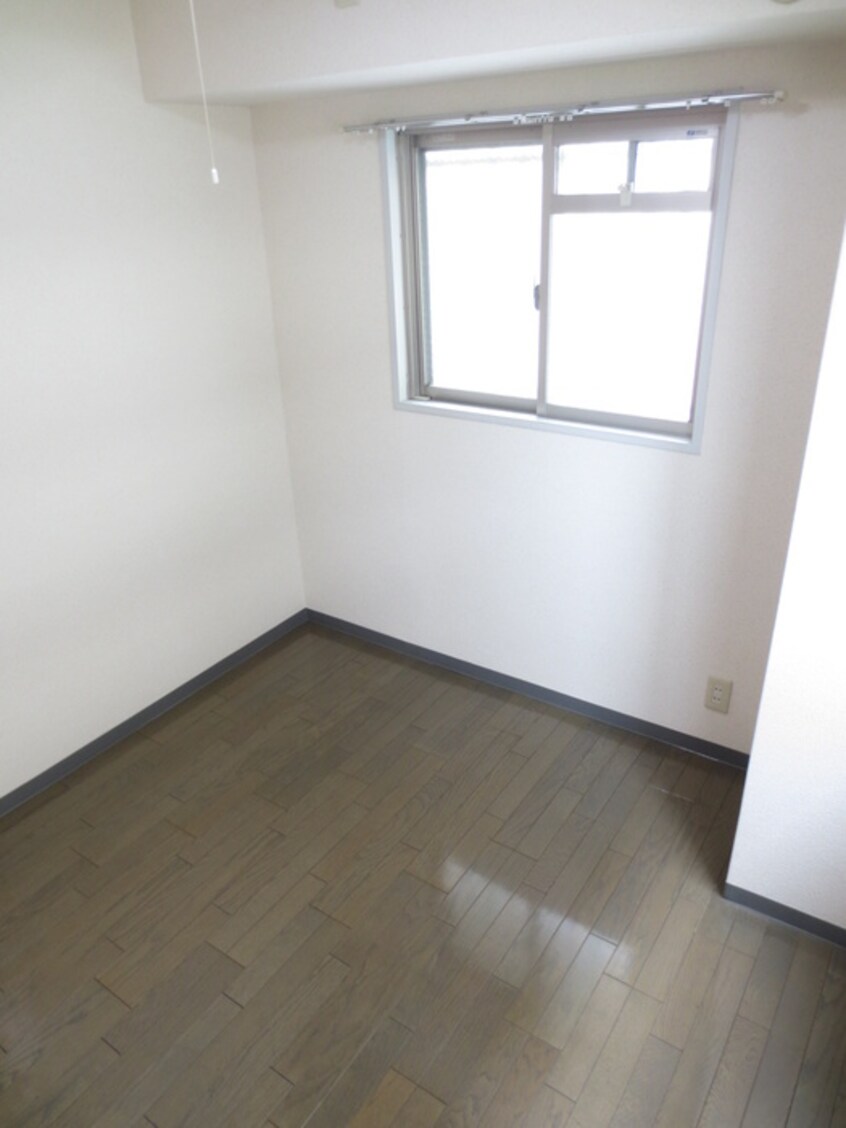 居室 メイウール木川中里Ａ