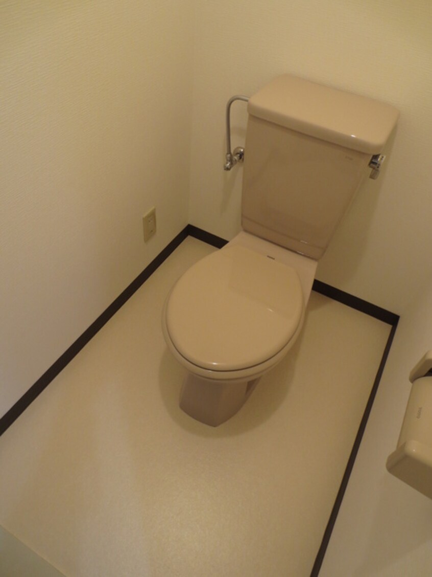 トイレ メイウール木川中里Ａ