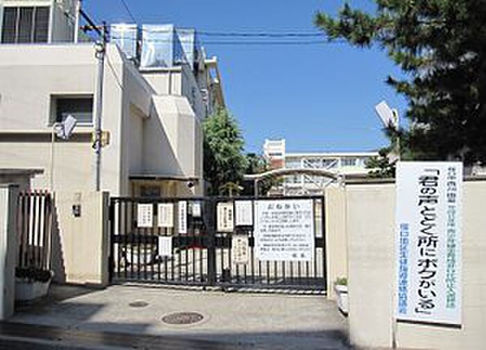 塚口小学校(小学校)まで80m KRM　RESIDENCE　TSUKAGUCHI