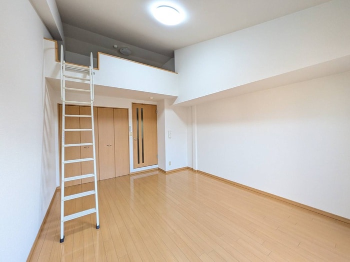 居室 クエスト西大路