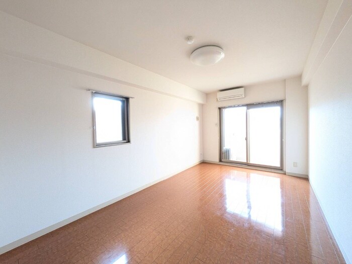 居室 クエスト西大路