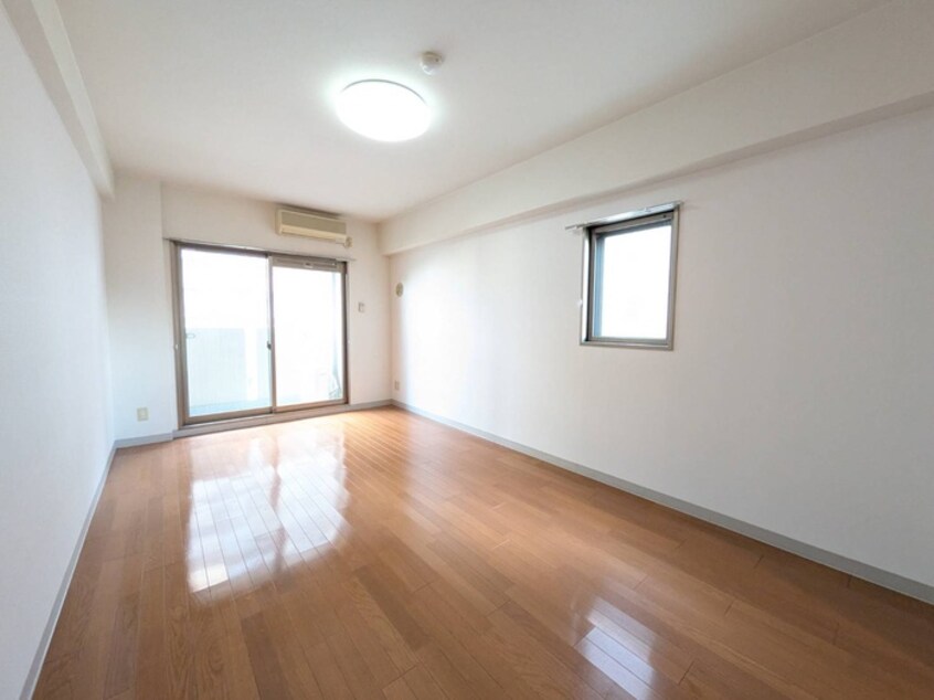 居室 クエスト西大路