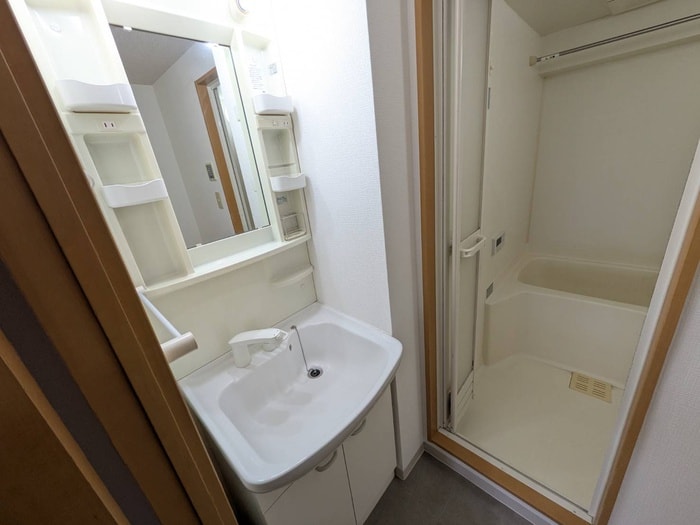 洗面 クエスト西大路