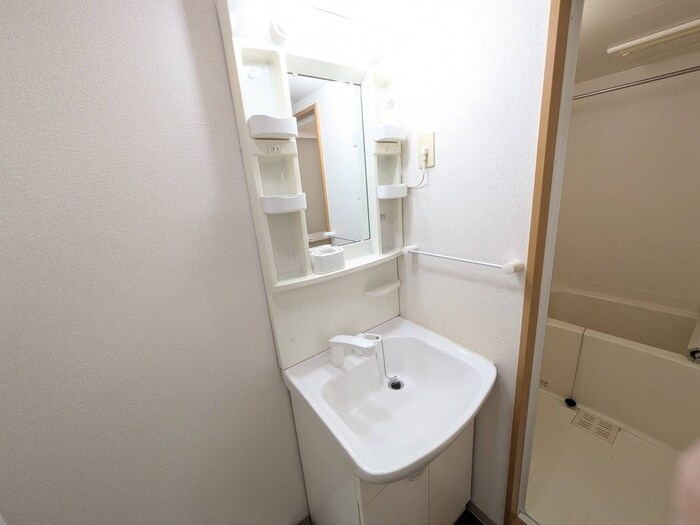 洗面 クエスト西大路