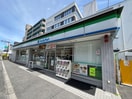 ファミリーマート西大路店(コンビニ)まで450m クエスト西大路