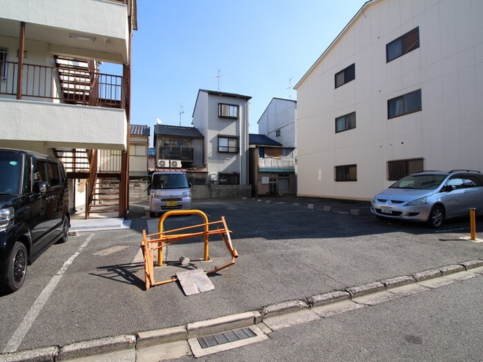 駐車場 長池ハイツ