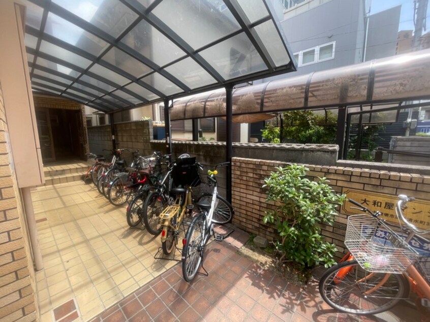 駐輪場 大和屋マンション