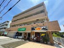 GOLDEN HILLSS ３番館の外観