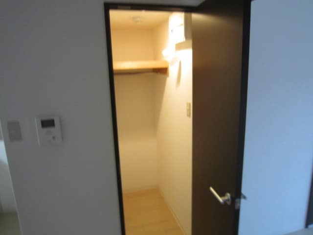 収納 GOLDEN HILLSS ３番館