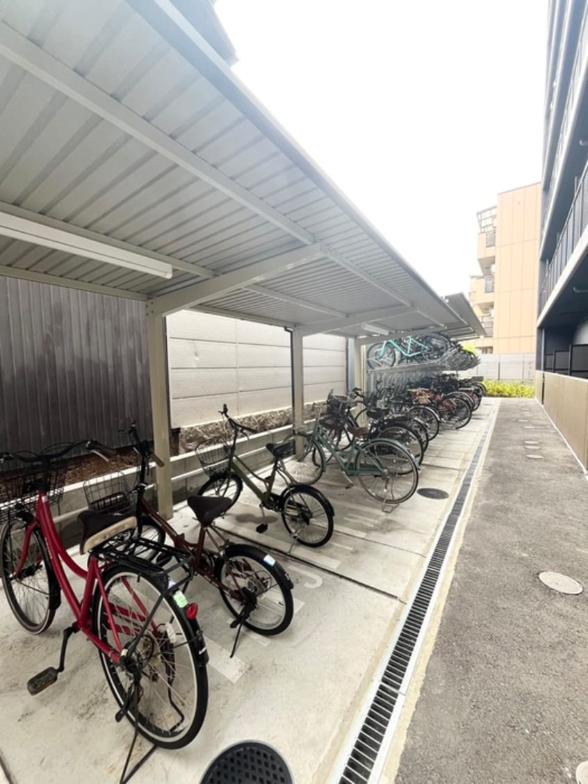 駐輪場 Jino平野