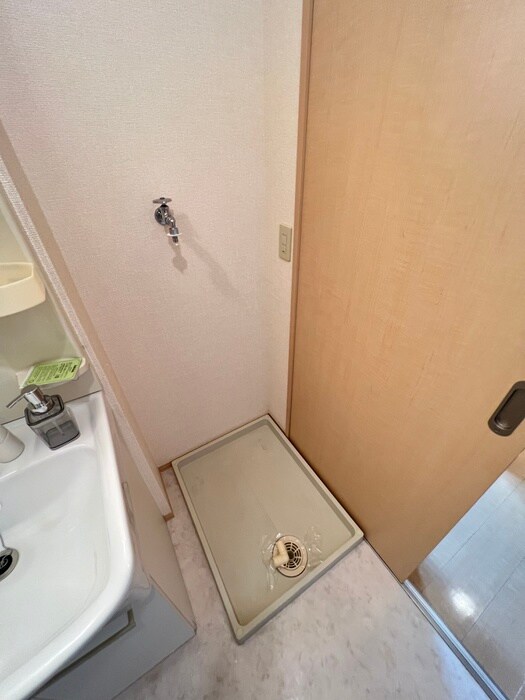 洗濯機置場 ウエストリバ－Ⅱ