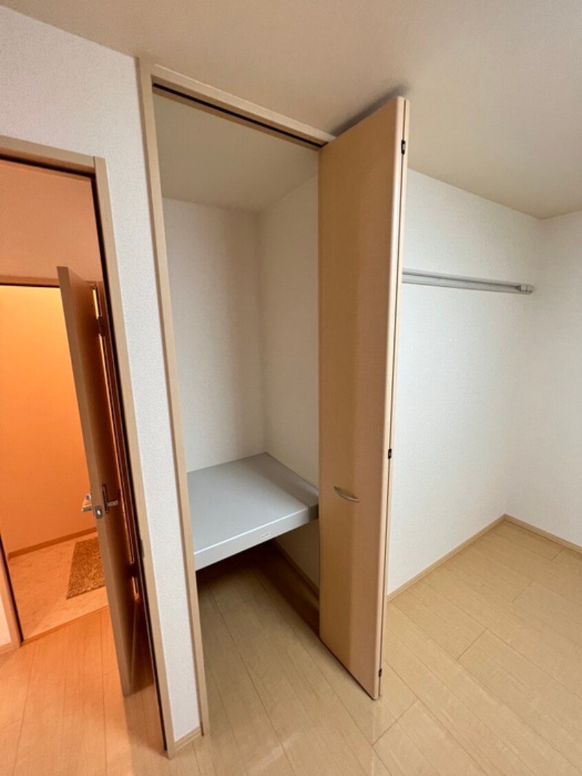 収納 ウエストリバ－Ⅱ