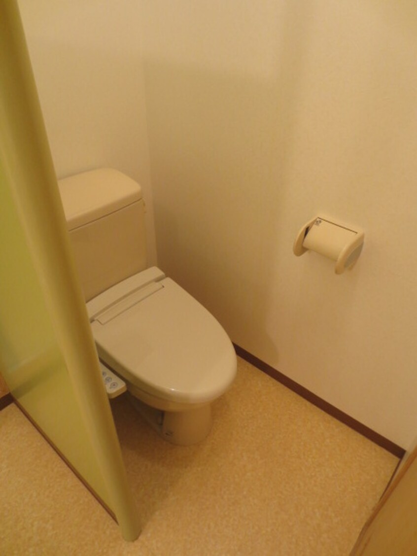 トイレ カルティエフルール