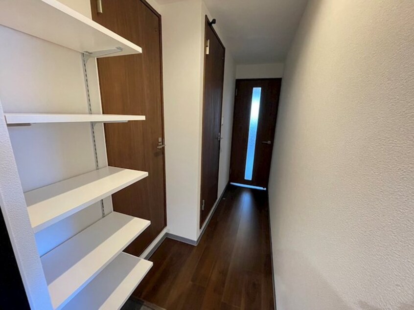 廊下 attrice東堀川