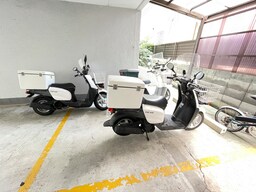 バイク置き場
