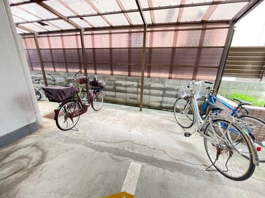 駐輪場 パレス大道町