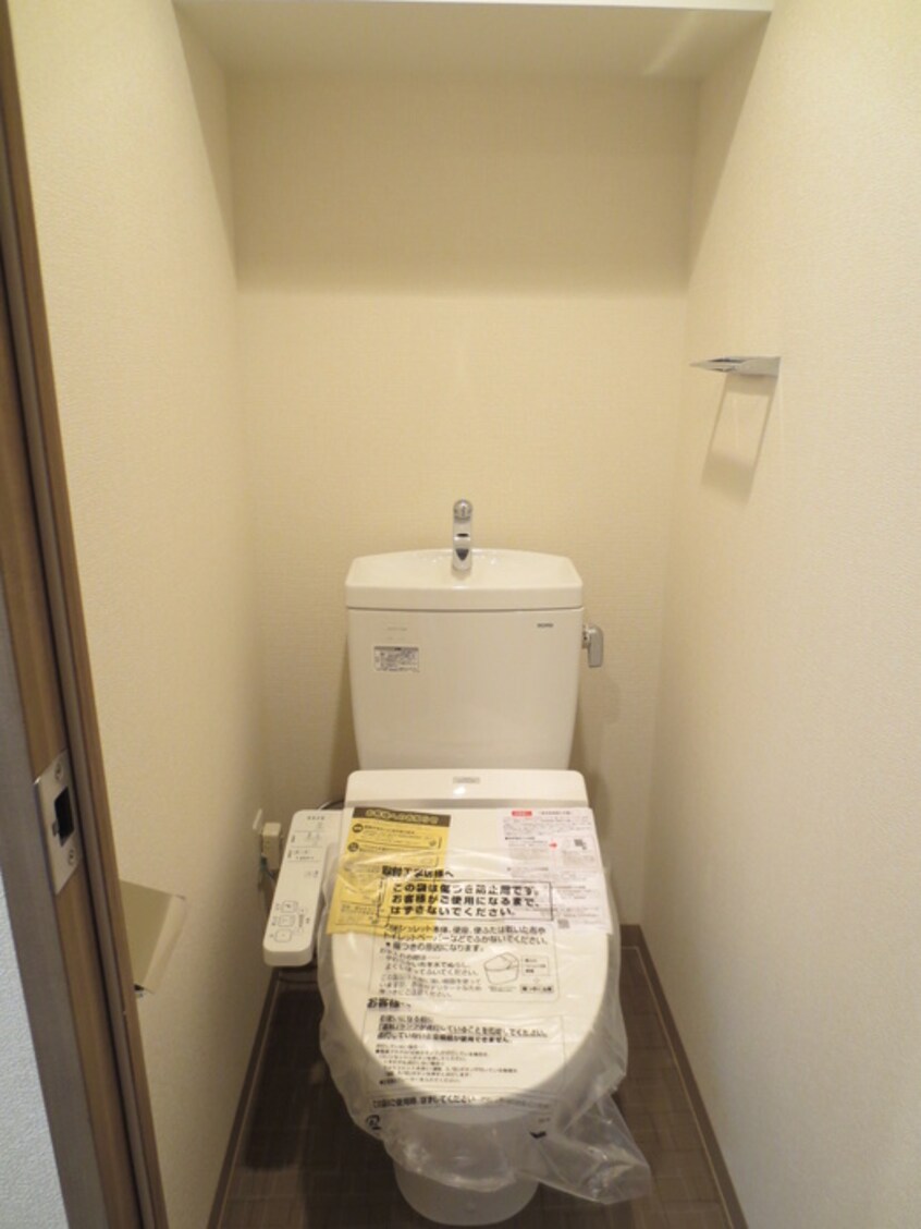 トイレ プレサンス玉造駅前(204)