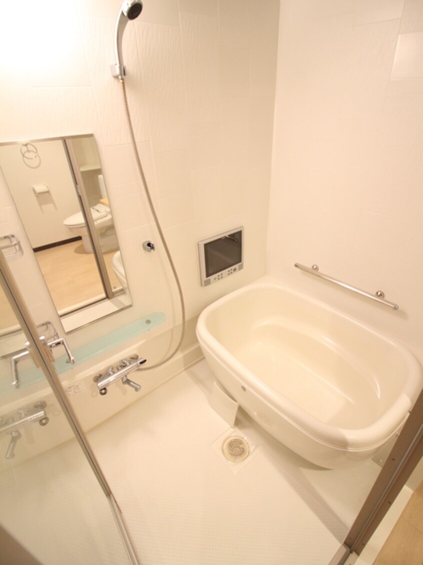 バス／シャワールーム等 ラ・フォ－レ天満橋