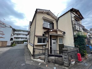 太秦森ケ前町11-22貸家