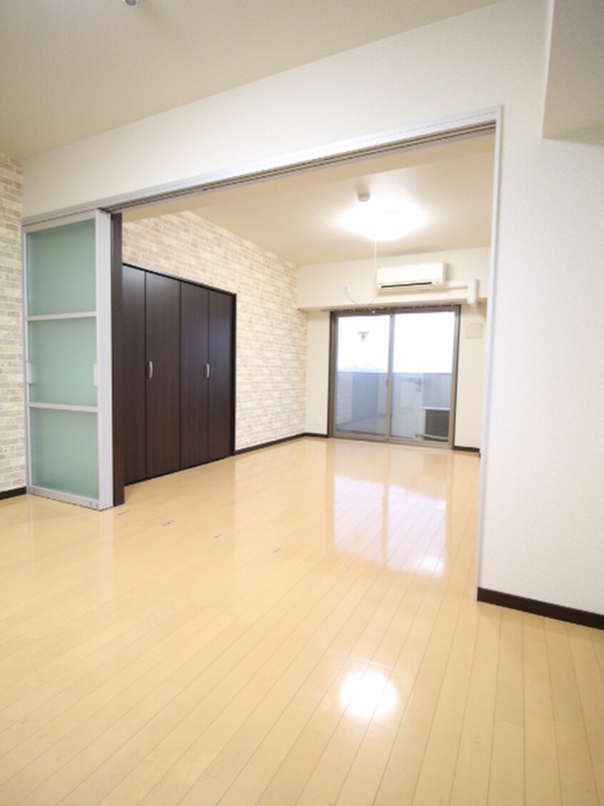 居室 カ－サアセボ