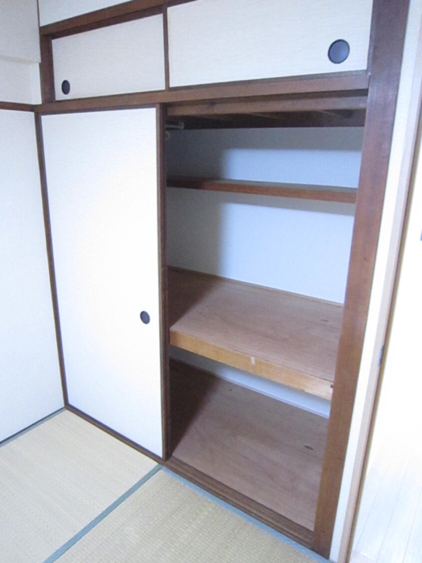 収納 シティ－ハイツ二宮