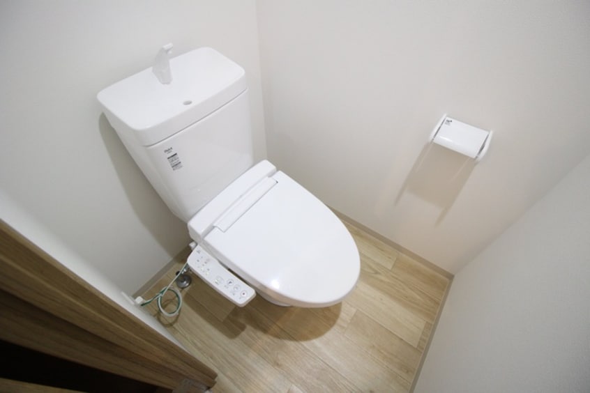 トイレ アメリ御所西