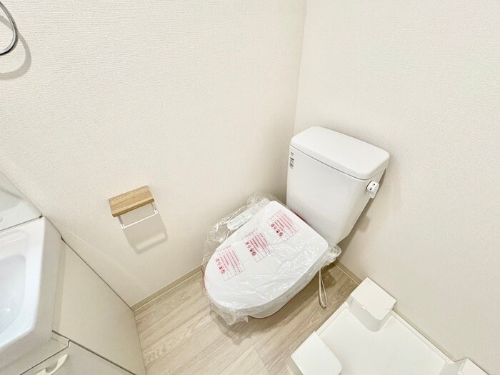 トイレ クレセントヴィラ