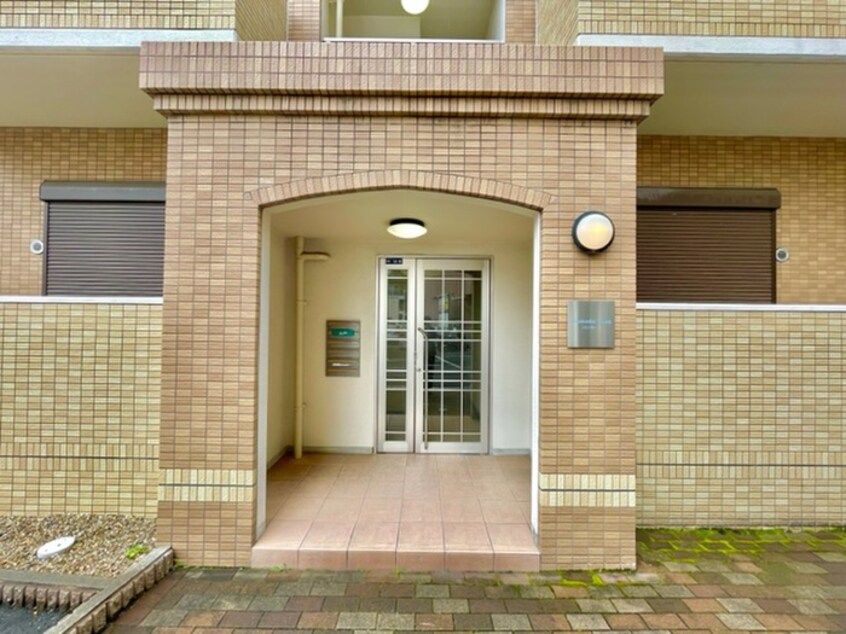 エントランス部分 コモドカ－サ