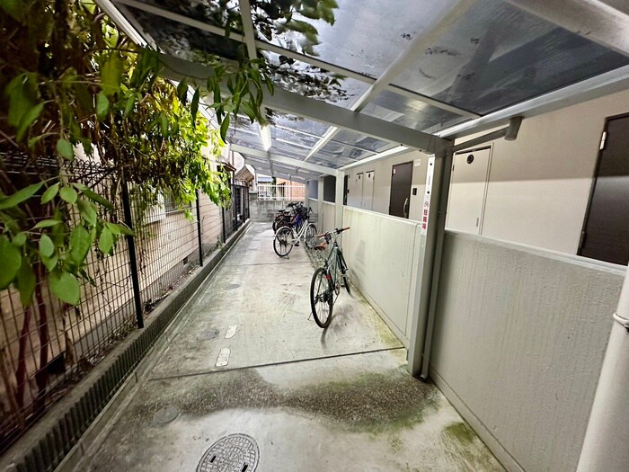 駐輪場 光川テラス