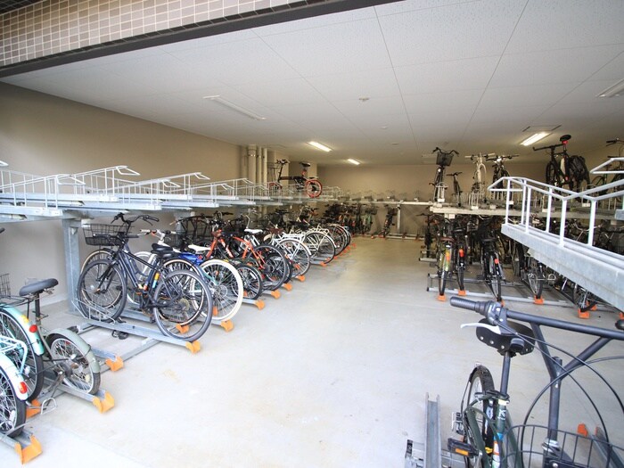 駐輪場 ｴｽﾘｰﾄﾞ梅田ｸﾞﾚｲｽ(705)