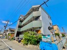 ハイツ香松の外観