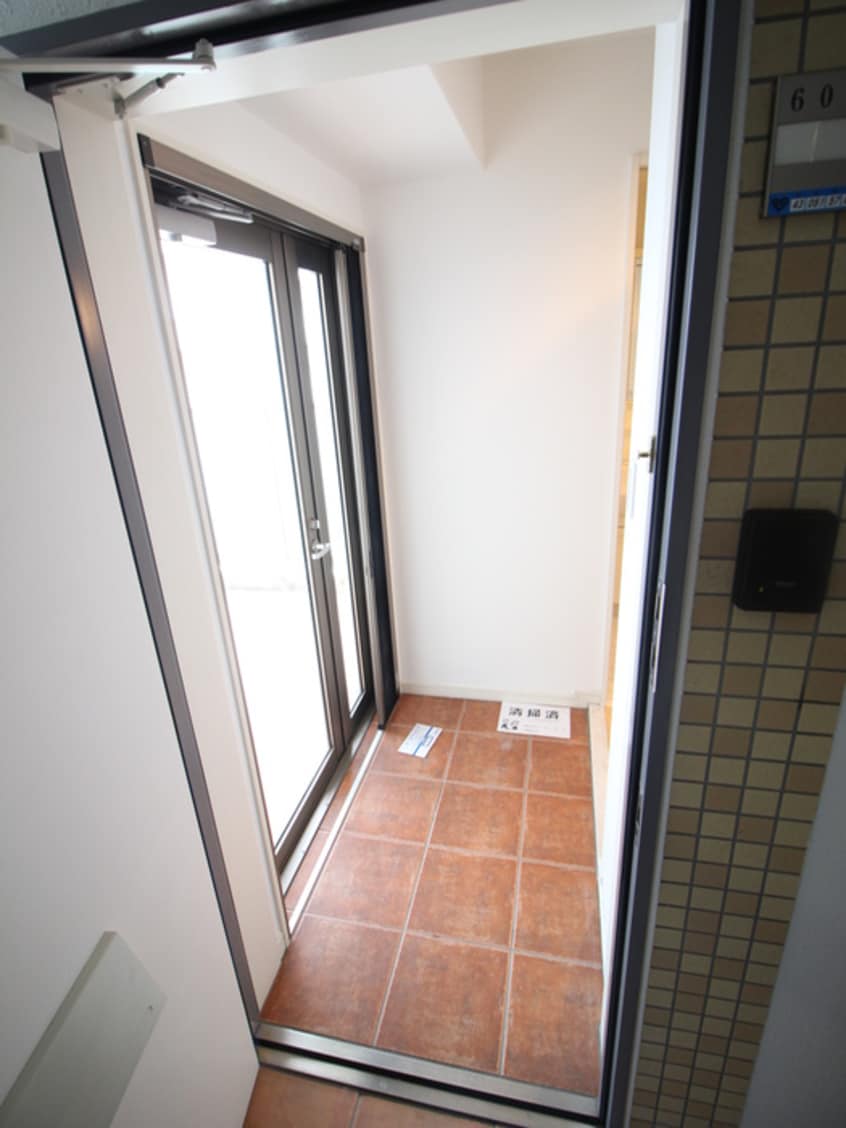 玄関 ウィング新北野