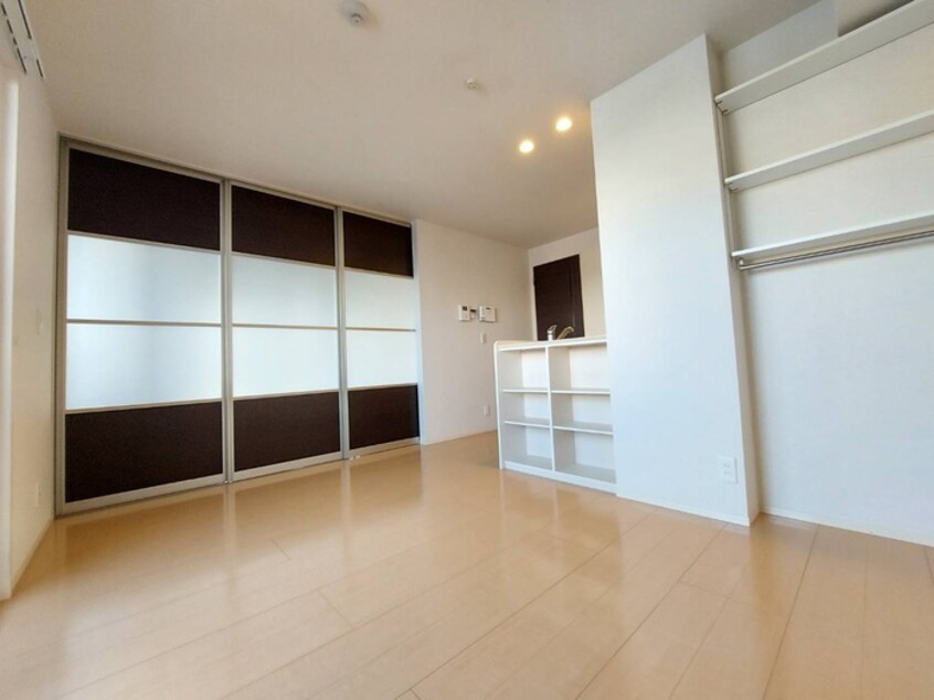 居室 フローラ城南