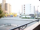 室内からの展望 メゾン豊新