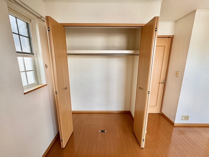 収納 ソレイユ　カ－サ