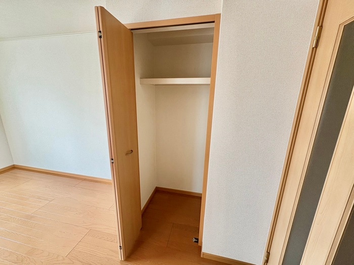 収納 ソレイユ　カ－サ