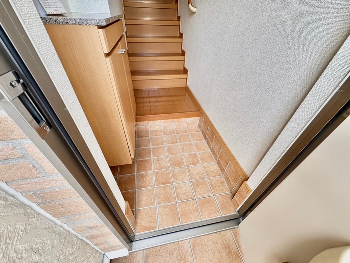 玄関 ソレイユ　カ－サ