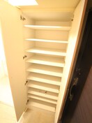 靴箱 クローバー・ソレイユ南田辺