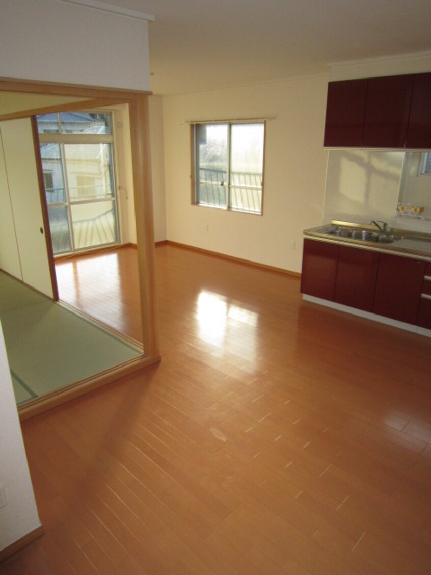 居室 ハウジング静