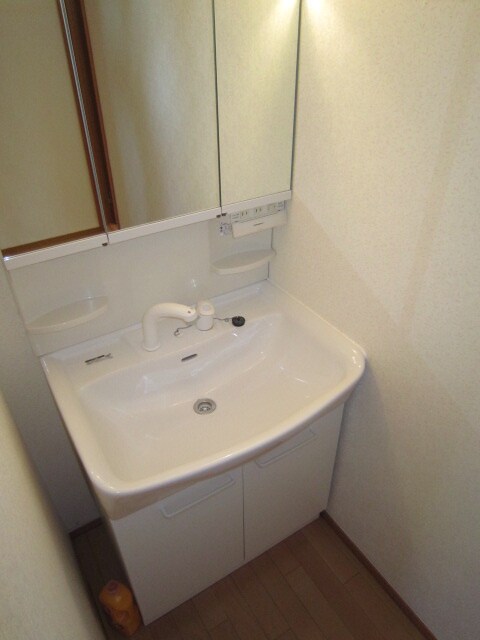 洗面 ハウジング静