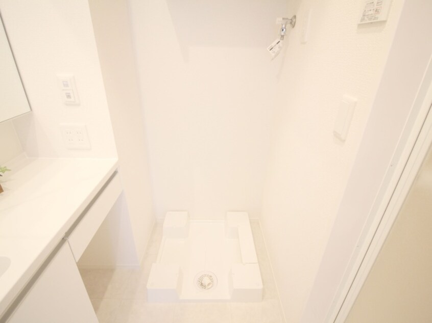 洗濯機置場 グリューネ武庫之荘