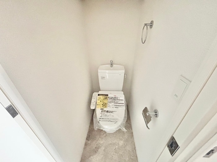 トイレ セレニテ夕陽丘エクラ