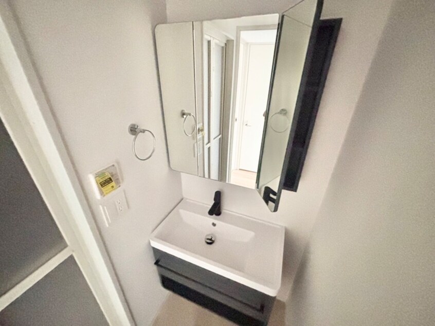 洗面 セレニテ夕陽丘エクラ