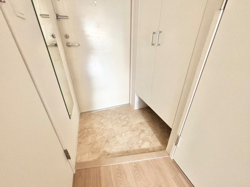 玄関 セレニテ夕陽丘エクラ