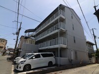 メゾンモア