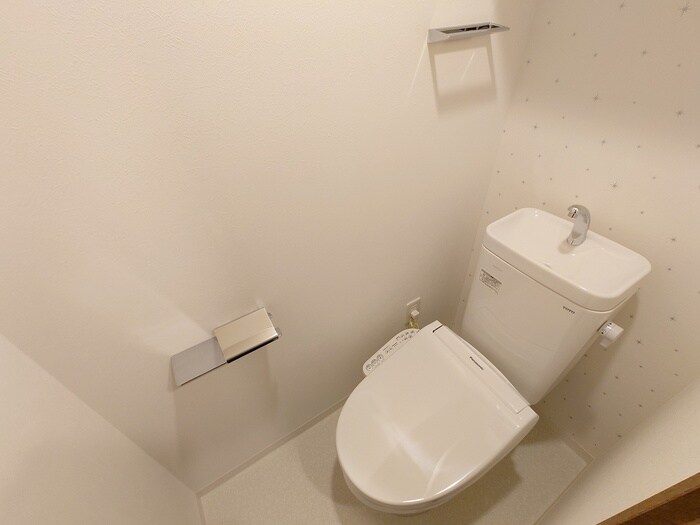 トイレ ﾌｧｰｽﾄﾌｨｵｰﾚ神戸元町ﾃﾞｨﾓｰﾗ(404)