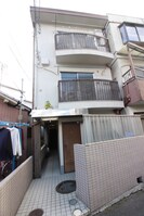 野里ハイツの外観